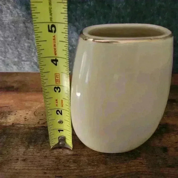 Vintage Royal Haeger Pottery Tan/Gold Rim Oval Vase 5 in - Picture 6 of 7